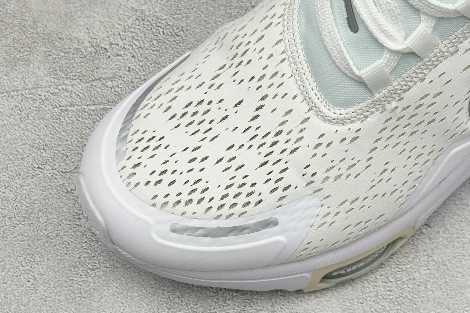 GS版Nike Air Max 270 Flyknit 耐克气垫休闲运动跑鞋 时尚舒适的穿着感受和出众格调 鞋款设计灵感