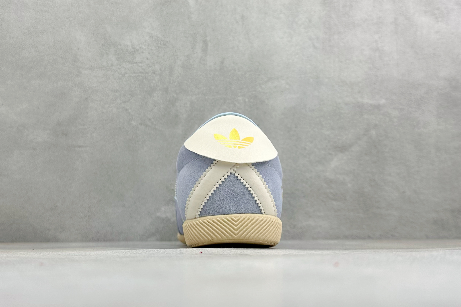 ML版Adidas Originals Anfu Trainers 三叶草 阿迪复古玛丽珍鞋 “安福” 采用粒面纤维革鞋 ML版Adidas Originals Anfu Trainers 三叶草 阿迪复古玛丽珍鞋 “安福” 采用粒面纤维革鞋