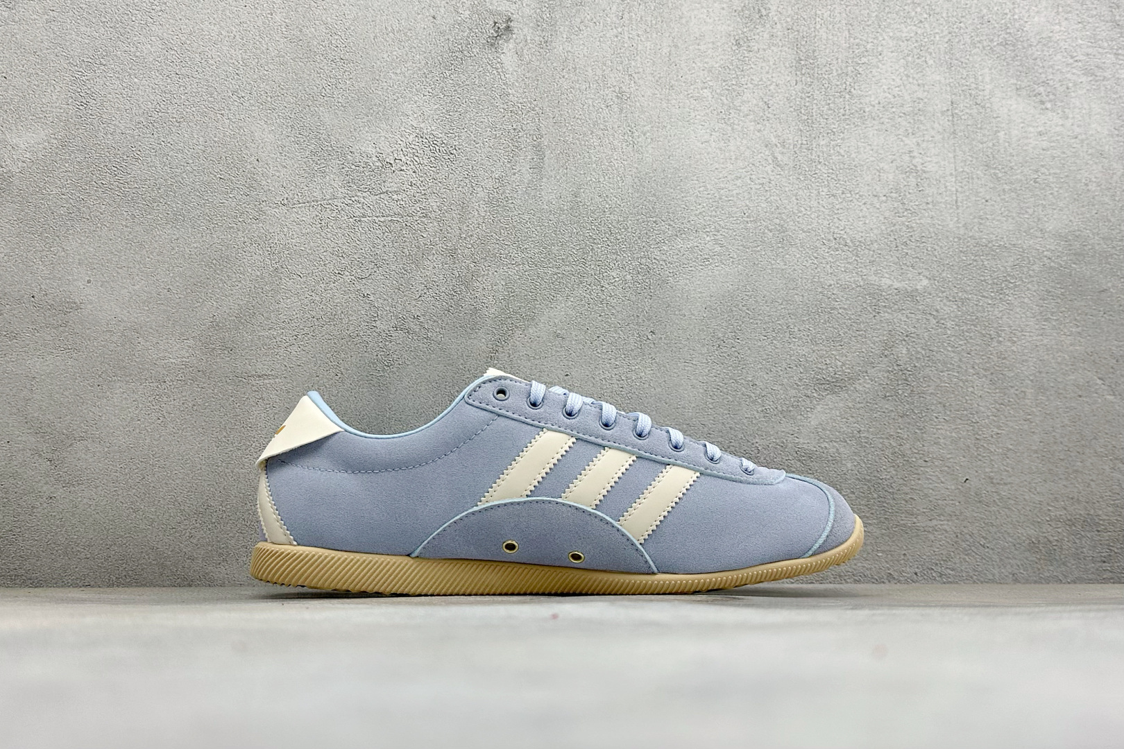 ML版Adidas Originals Anfu Trainers 三叶草 阿迪复古玛丽珍鞋 “安福” 采用粒面纤维革鞋 ML版Adidas Originals Anfu Trainers 三叶草 阿迪复古玛丽珍鞋 “安福” 采用粒面纤维革鞋