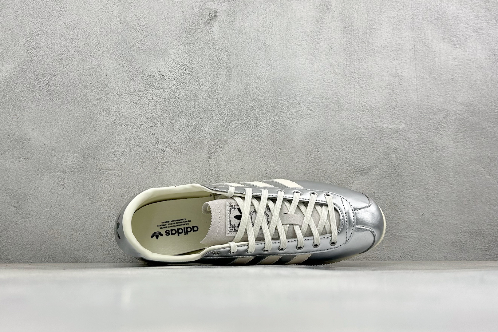 ML版Adidas Originals Anfu Trainers 三叶草 阿迪复古玛丽珍鞋 “安福” 采用粒面纤维革鞋