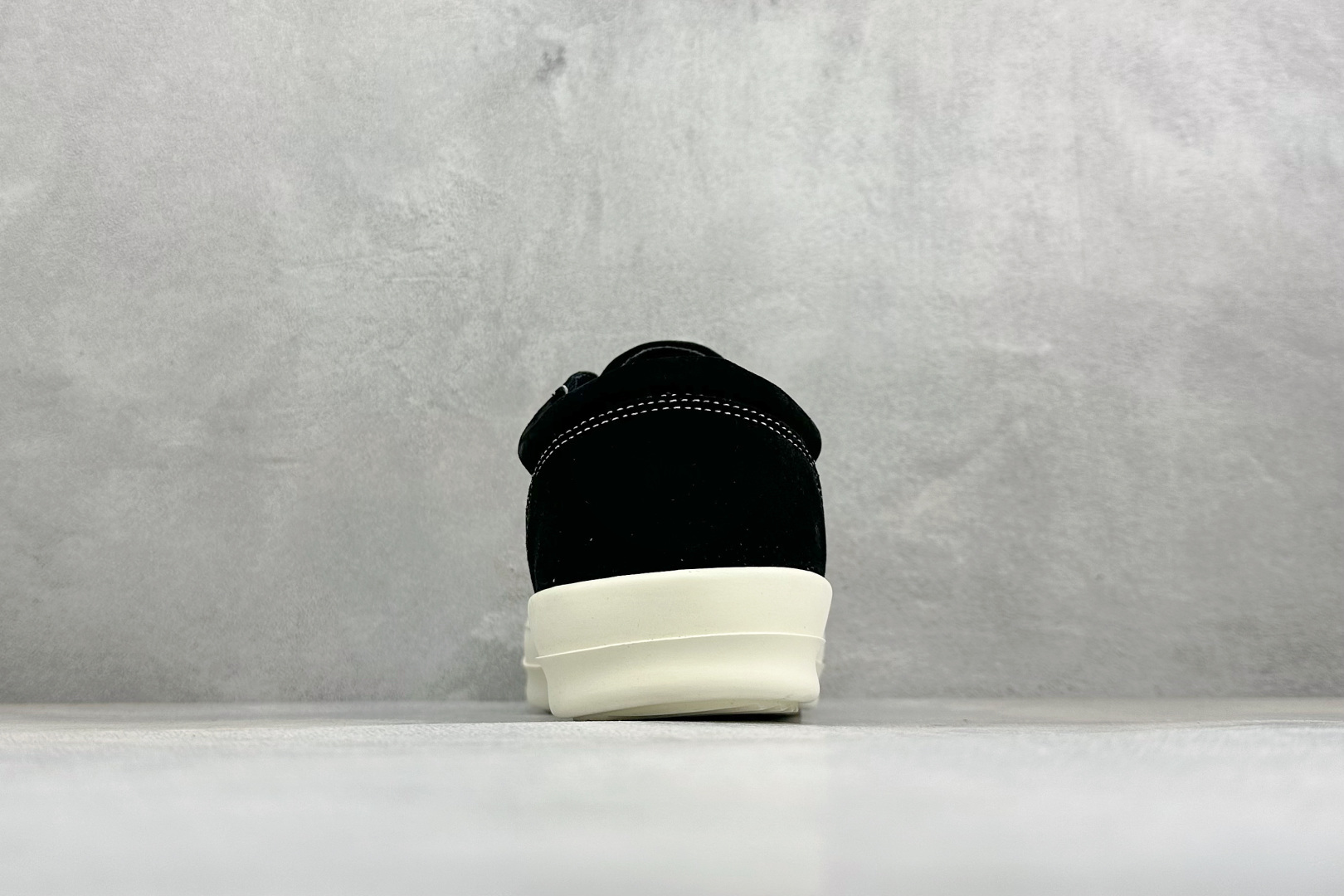 OK版Rick Owens Drkshdw 瑞克·欧文低帮时尚运动板鞋 二级市场已经7K以上 平台客户随意卖四位数 RO