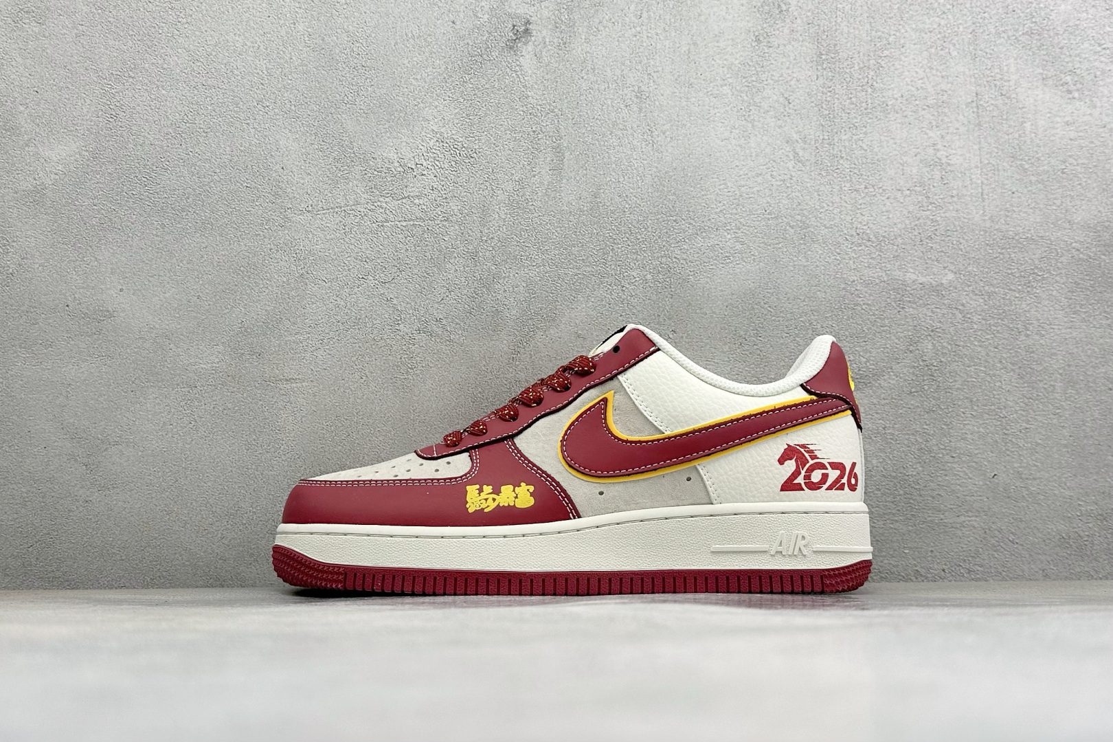 福利特价 Nike Air Force 1'07 Low 马年限定 空军一号低帮休闲板鞋 #原楦原纸板 纯正空军版型 内 福利特价 Nike Air Force 1'07 Low 马年限定 空军一号低帮休闲板鞋 #原楦原纸板 纯正空军版型 内