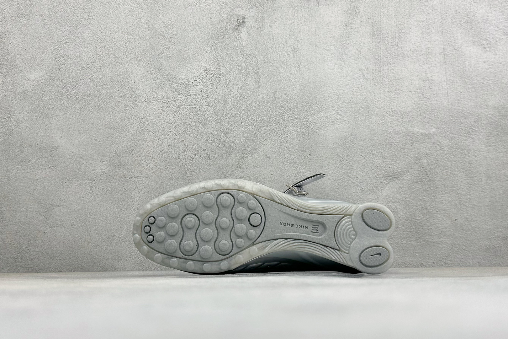 BF版Nike Shox Z Calistra Labelhood 耐克舒适贴合玛丽珍鞋 货号: IR5510-002 