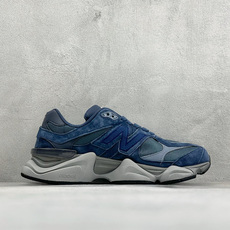New Balance NB9060 联名款复古休闲运动慢跑鞋 #鞋款灵感源自设计师本人对夏日的怀日回忆。鞋面大身由空间 New Balance NB9060 联名款复古休闲运动慢跑鞋 #鞋款灵感源自设计师本人对夏日的怀日回忆。鞋面大身由空间