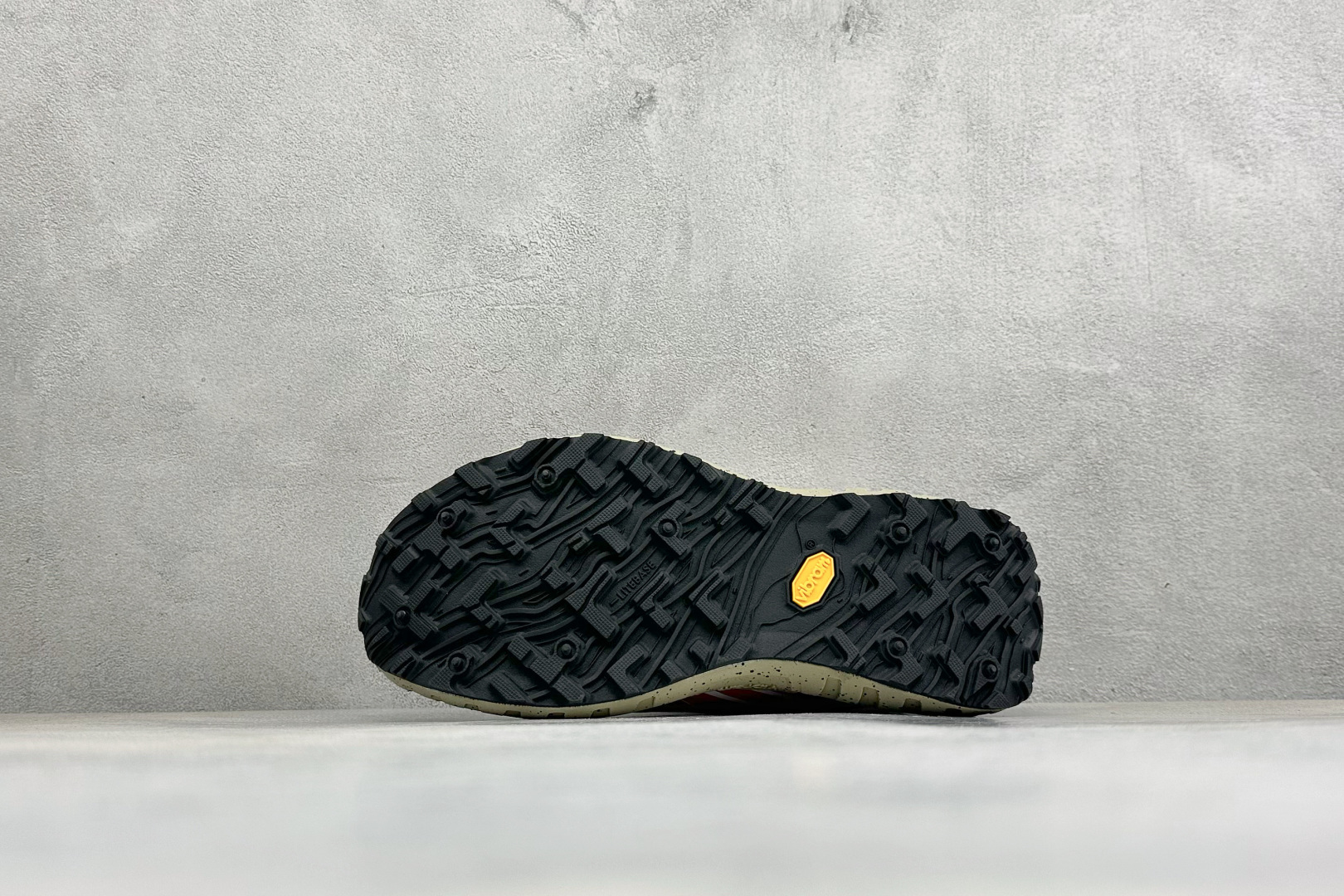 诺达NORDA 001 Dyneema 徒步山地碎石路 越野跑鞋系列 诺达 NORDA史上最轻量的越野竞速鞋款。Bio- 诺达NORDA 001 Dyneema 徒步山地碎石路 越野跑鞋系列 诺达 NORDA史上最轻量的越野竞速鞋款。Bio-