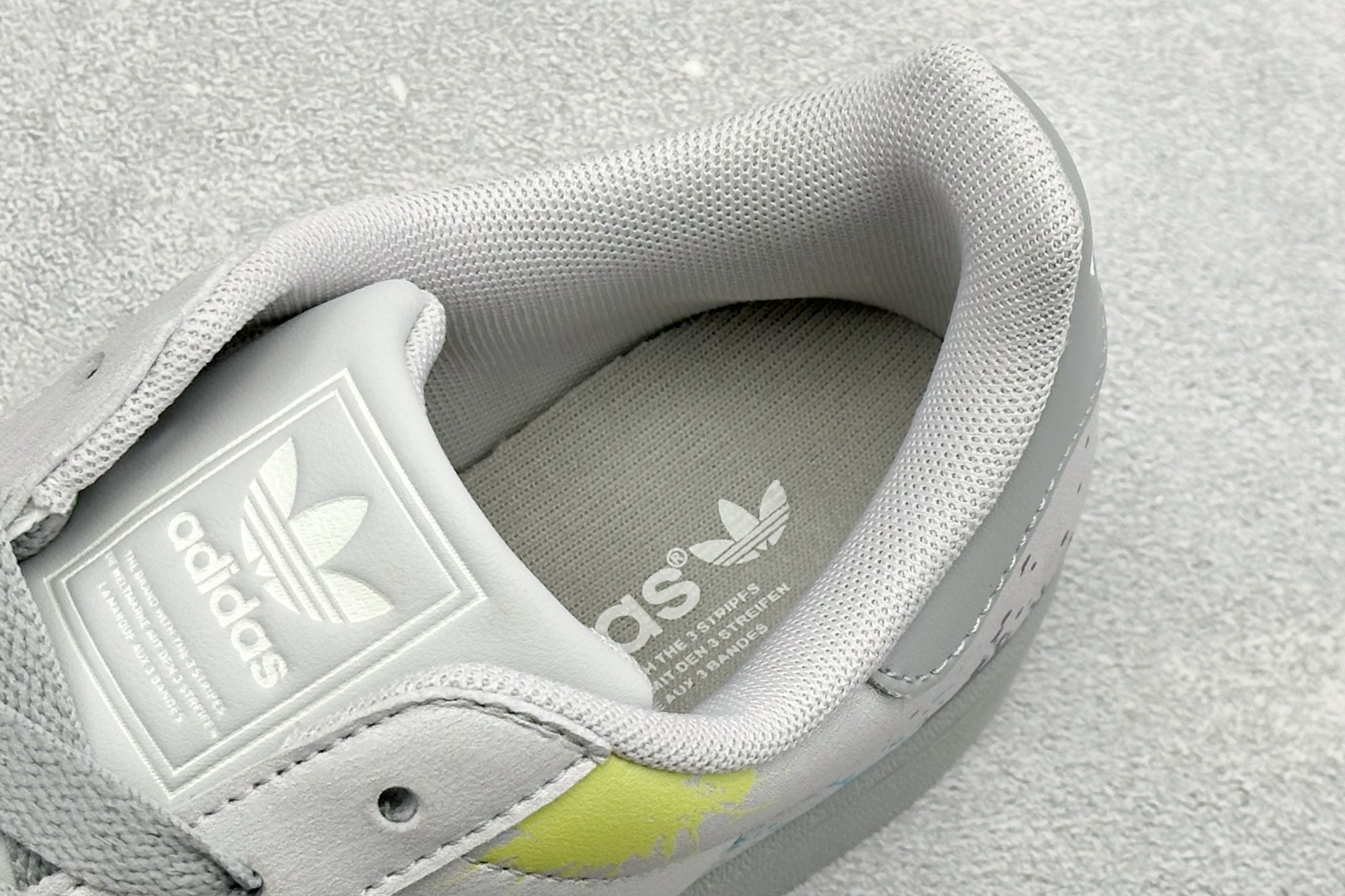 Adidas Originals Superstar II 贝壳头休闲板鞋 货号：LA3774 尺码：35-45 