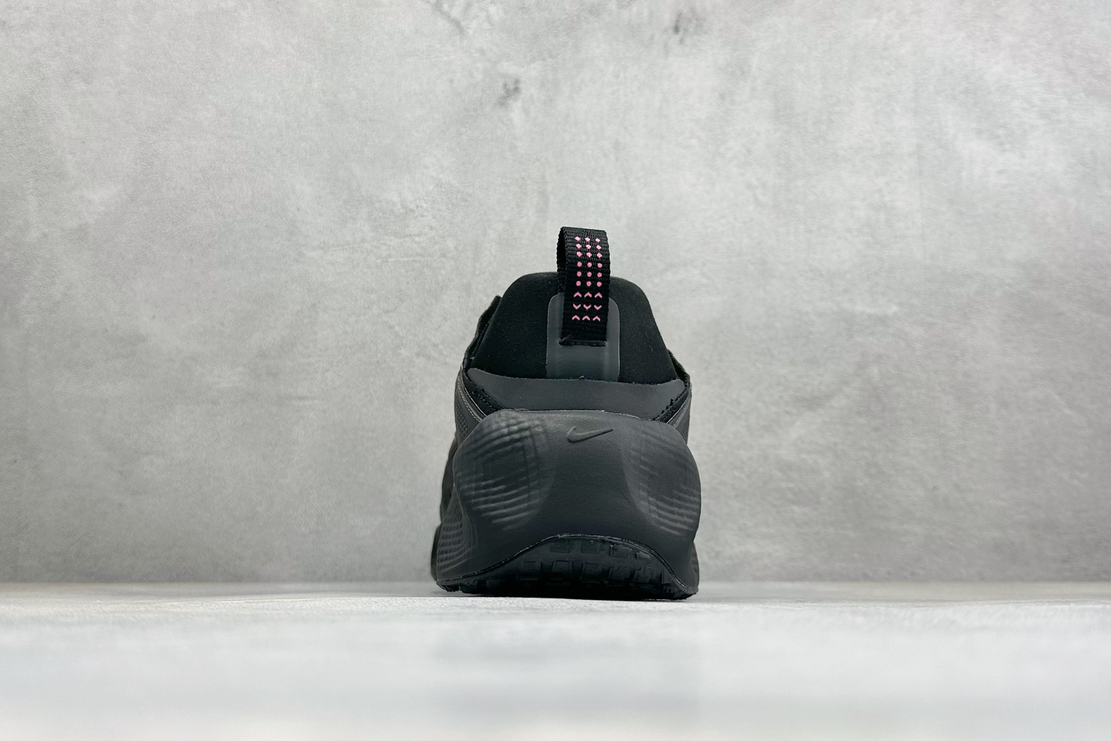 X版HYEIN SEO x Nike Ava Rover Hs II 联名跑鞋 货号：DX4215-012 尺码：36-