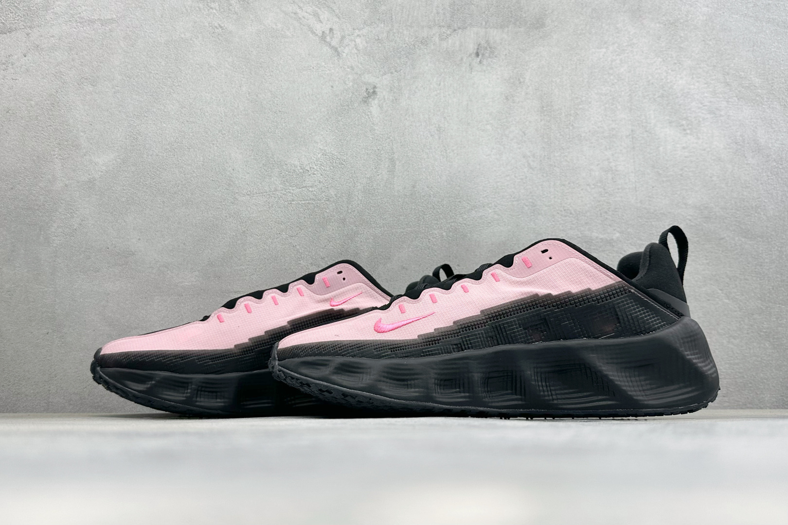 X版HYEIN SEO x Nike Ava Rover Hs II 联名跑鞋 货号：DX4215-012 尺码：36-