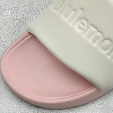 lululemon Restfeel Slide 露露乐蒙舒适柔软防滑耐磨一字拖鞋 lululemon Restfeel lululemon Restfeel Slide 露露乐蒙舒适柔软防滑耐磨一字拖鞋 lululemon Restfeel
