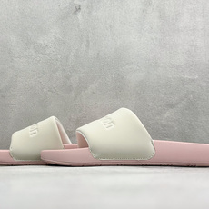 lululemon Restfeel Slide 露露乐蒙舒适柔软防滑耐磨一字拖鞋 lululemon Restfeel lululemon Restfeel Slide 露露乐蒙舒适柔软防滑耐磨一字拖鞋 lululemon Restfeel