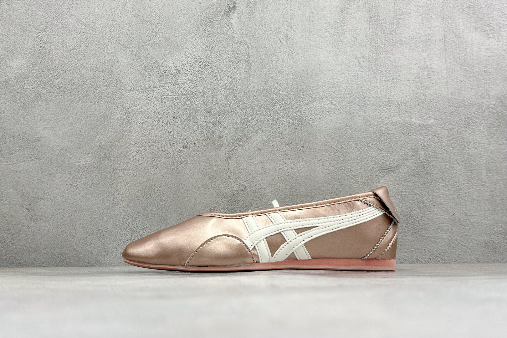 FX版亚瑟士Onitsuka GYMNARINA 鬼冢虎玛丽珍芭蕾鞋 热门爆款来袭 夏季必备 头层皮面玛丽珍芭蕾鞋款 原 FX版亚瑟士Onitsuka GYMNARINA 鬼冢虎玛丽珍芭蕾鞋 热门爆款来袭 夏季必备 头层皮面玛丽珍芭蕾鞋款 原
