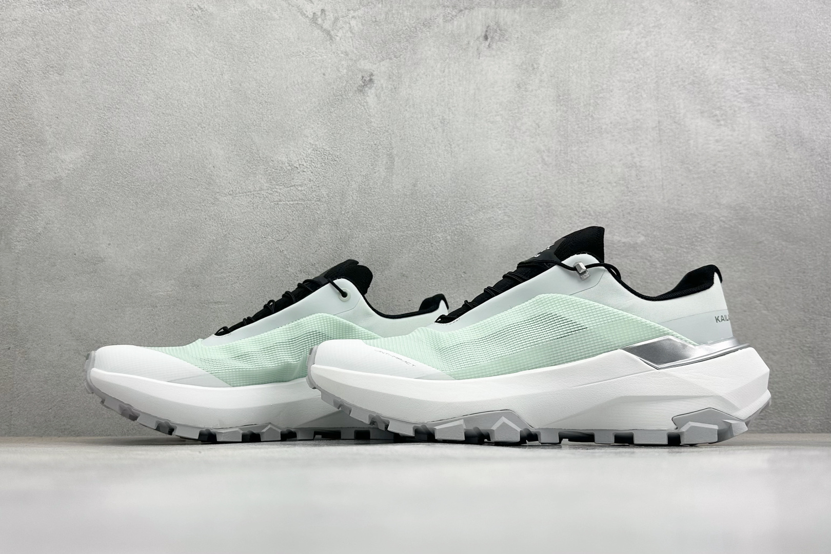 TOP版凯乐石KAILAS VENTO 夏季户外徒步跑山V底防滑透气低帮越野跑鞋 配备Vibram LITEBASE M TOP版凯乐石KAILAS VENTO 夏季户外徒步跑山V底防滑透气低帮越野跑鞋 配备Vibram LITEBASE M