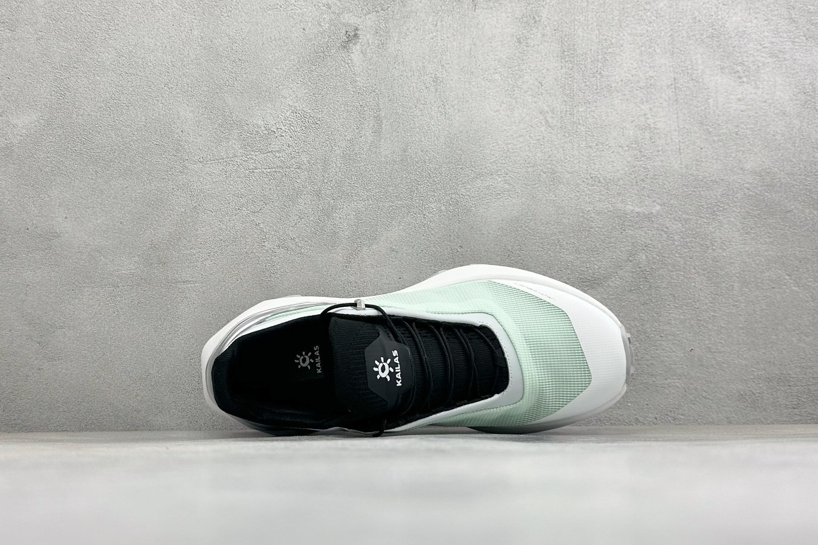 TOP版凯乐石KAILAS VENTO 夏季户外徒步跑山V底防滑透气低帮越野跑鞋 配备Vibram LITEBASE M TOP版凯乐石KAILAS VENTO 夏季户外徒步跑山V底防滑透气低帮越野跑鞋 配备Vibram LITEBASE M