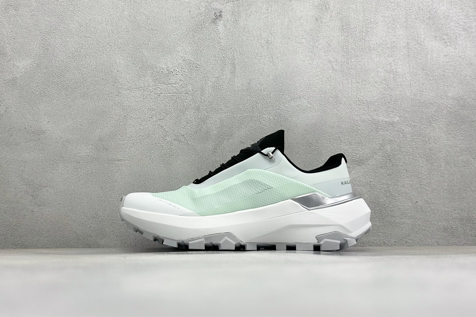 TOP版凯乐石KAILAS VENTO 夏季户外徒步跑山V底防滑透气低帮越野跑鞋 配备Vibram LITEBASE M TOP版凯乐石KAILAS VENTO 夏季户外徒步跑山V底防滑透气低帮越野跑鞋 配备Vibram LITEBASE M