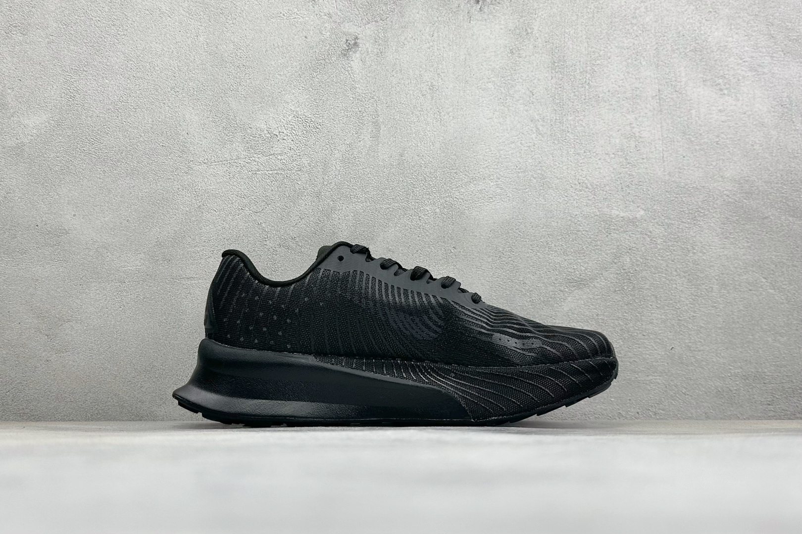Nike ACG Ultrafly Trail 耐克公路竞速缓震跑步鞋 货号:HF5668-002 尺码:36 36.5 Nike ACG Ultrafly Trail 耐克公路竞速缓震跑步鞋 货号:HF5668-002 尺码:36 36.5