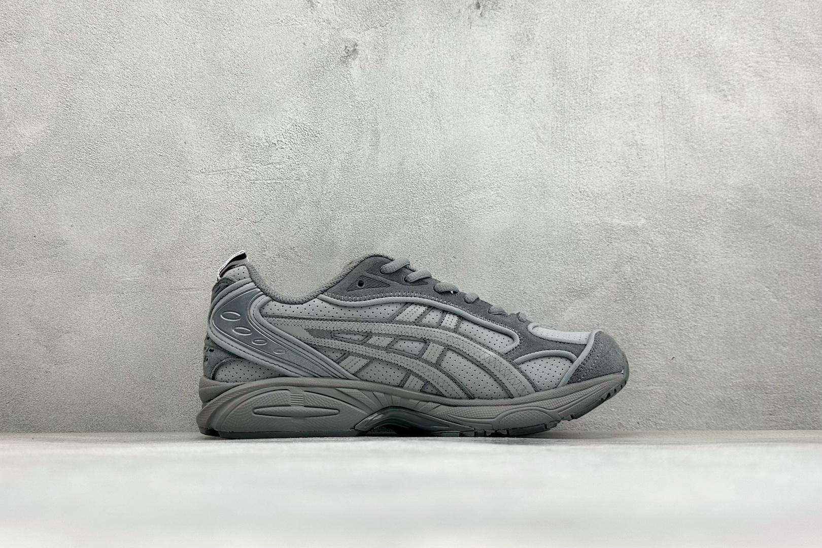 纯原Thom Browne x Asics Gel-Kayano 14 联名款 亚瑟士运动休闲透气专业跑鞋 #原厂原数据 纯原Thom Browne x Asics Gel-Kayano 14 联名款 亚瑟士运动休闲透气专业跑鞋 #原厂原数据