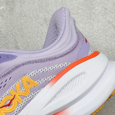 GS版HOKA ONE ONE Bondi 9 复古舒适防滑耐磨低帮山地户外跑步鞋 货号: -AGH 尺码: 36 36 GS版HOKA ONE ONE Bondi 9 复古舒适防滑耐磨低帮山地户外跑步鞋 货号: -AGH 尺码: 36 36