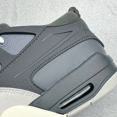 H版Air Jordan 4 RM 低帮复古篮球鞋 采用了低帮的设计 并保留了众多AJ4的经典元素 鞋身以皮革、麂皮材质 H版Air Jordan 4 RM 低帮复古篮球鞋 采用了低帮的设计 并保留了众多AJ4的经典元素 鞋身以皮革、麂皮材质