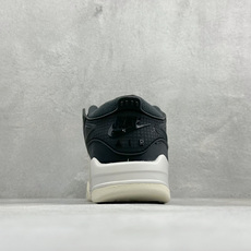 H版Air Jordan 4 RM 低帮复古篮球鞋 采用了低帮的设计 并保留了众多AJ4的经典元素 鞋身以皮革、麂皮材质 H版Air Jordan 4 RM 低帮复古篮球鞋 采用了低帮的设计 并保留了众多AJ4的经典元素 鞋身以皮革、麂皮材质