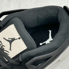 H版Air Jordan 4 RM 低帮复古篮球鞋 采用了低帮的设计 并保留了众多AJ4的经典元素 鞋身以皮革、麂皮材质 H版Air Jordan 4 RM 低帮复古篮球鞋 采用了低帮的设计 并保留了众多AJ4的经典元素 鞋身以皮革、麂皮材质