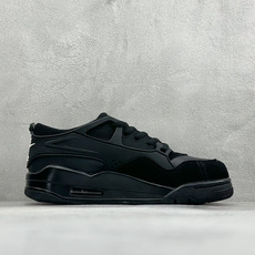 H版Air Jordan 4 RM 低帮复古篮球鞋 采用了低帮的设计 并保留了众多AJ4的经典元素 鞋身以皮革、麂皮材质 H版Air Jordan 4 RM 低帮复古篮球鞋 采用了低帮的设计 并保留了众多AJ4的经典元素 鞋身以皮革、麂皮材质