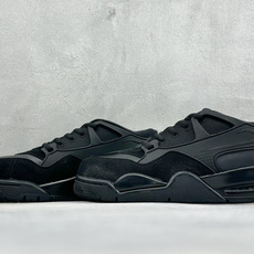 H版Air Jordan 4 RM 低帮复古篮球鞋 采用了低帮的设计 并保留了众多AJ4的经典元素 鞋身以皮革、麂皮材质 H版Air Jordan 4 RM 低帮复古篮球鞋 采用了低帮的设计 并保留了众多AJ4的经典元素 鞋身以皮革、麂皮材质