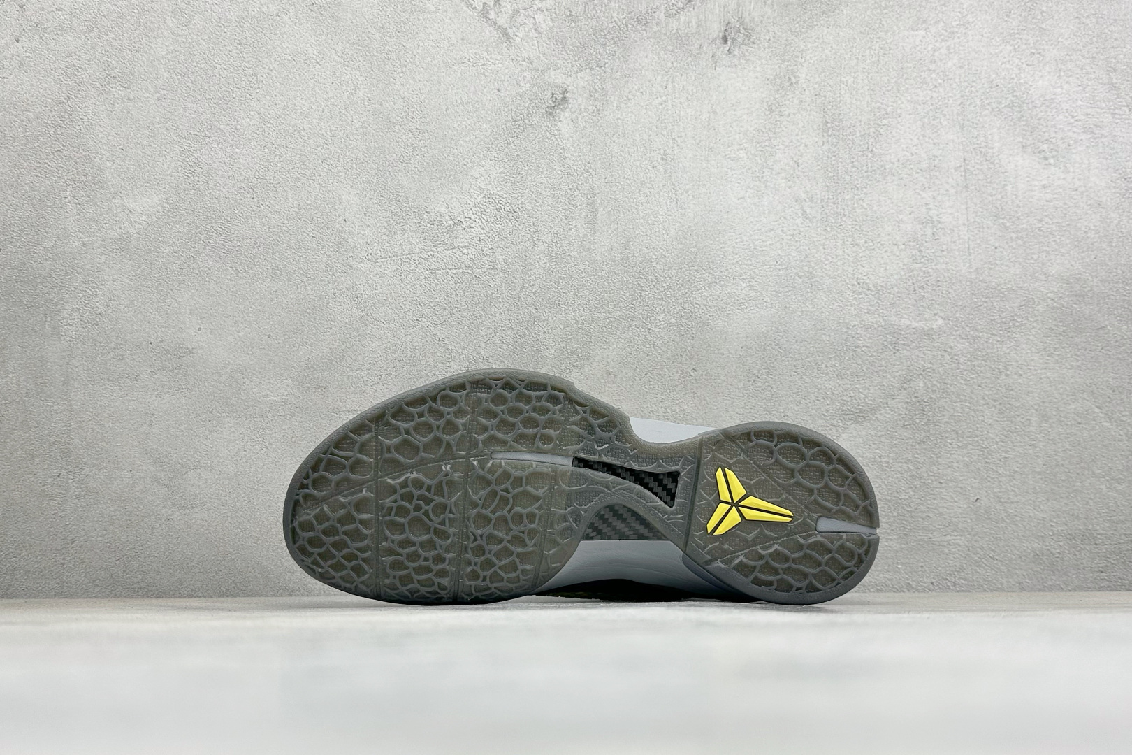 ZC版Nike Kobe VI Protro 6代 科比实战篮球鞋 #PROTRO复刻版开发货品 全鞋身材料卡色独家定制 ZC版Nike Kobe VI Protro 6代 科比实战篮球鞋 #PROTRO复刻版开发货品 全鞋身材料卡色独家定制