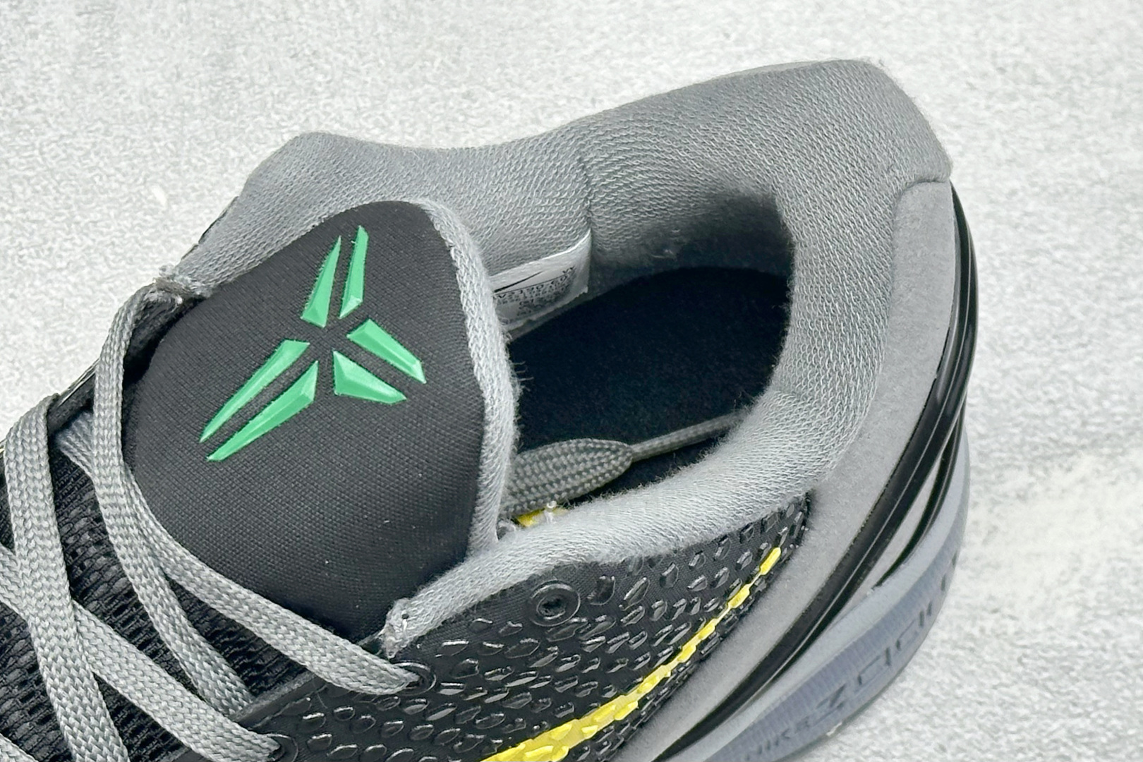 ZC版Nike Kobe VI Protro 6代 科比实战篮球鞋 #PROTRO复刻版开发货品 全鞋身材料卡色独家定制 ZC版Nike Kobe VI Protro 6代 科比实战篮球鞋 #PROTRO复刻版开发货品 全鞋身材料卡色独家定制