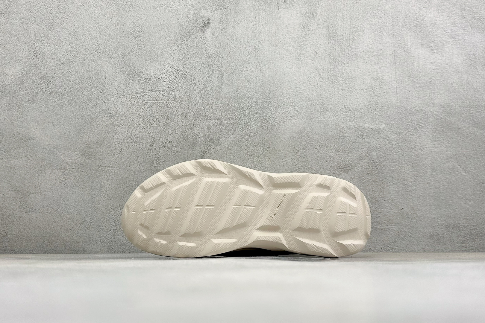TG版新百伦New Balance NB Breeze 舒适柔软 玛丽珍 魔术贴低帮生活休闲鞋 货号：SD2203IV 