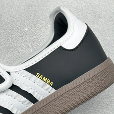 FX版Adidas三叶草SAMBA Jane W 玛丽珍鞋 该鞋款鞋面采用多种材料拼接(缝/车线) Superstar系 FX版Adidas三叶草SAMBA Jane W 玛丽珍鞋 该鞋款鞋面采用多种材料拼接(缝/车线) Superstar系