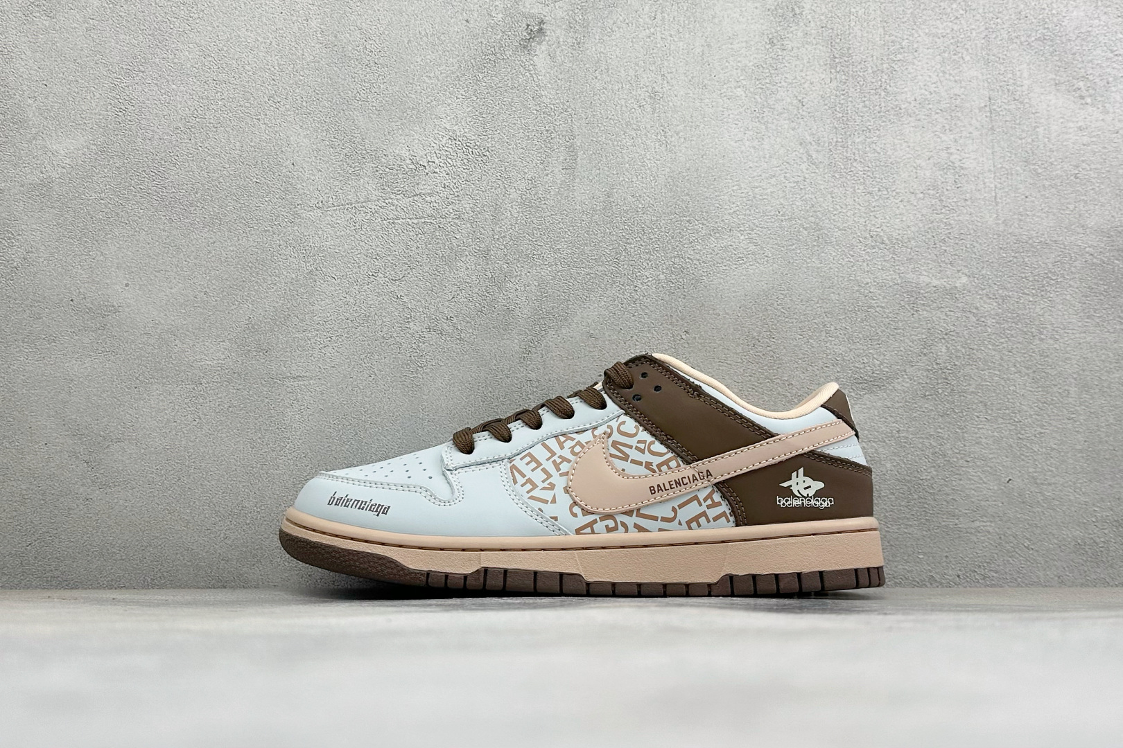 福利特价 Nike Dunk Low Retro 联名 周年高端定制 低帮休闲板鞋 #定制鞋盒 大厂纯原品质出货 超高清 福利特价 Nike Dunk Low Retro 联名 周年高端定制 低帮休闲板鞋 #定制鞋盒 大厂纯原品质出货 超高清