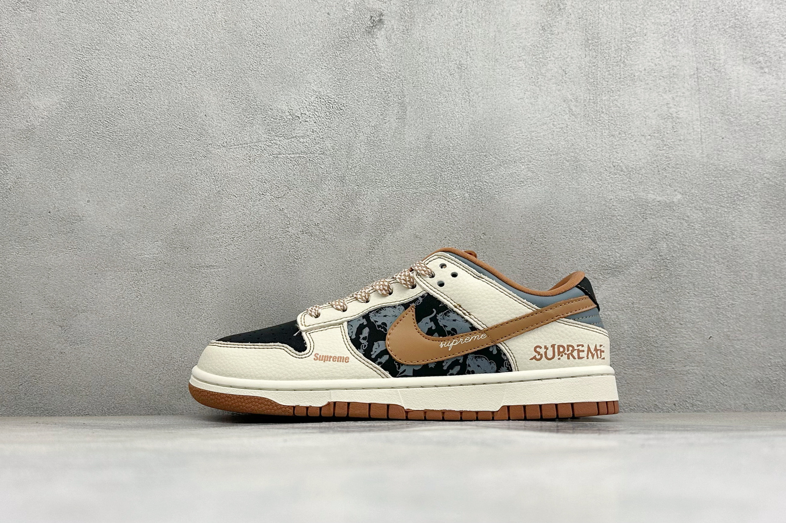 福利特价 Nike Dunk Low Retro 联名 周年高端定制 低帮休闲板鞋 #定制鞋盒 大厂纯原品质出货 超高清 福利特价 Nike Dunk Low Retro 联名 周年高端定制 低帮休闲板鞋 #定制鞋盒 大厂纯原品质出货 超高清