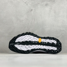 Nike ACG Ultrafly Trail 耐克公路竞速缓震跑步鞋 货号:HF5668-010 尺码:36 36.5 Nike ACG Ultrafly Trail 耐克公路竞速缓震跑步鞋 货号:HF5668-010 尺码:36 36.5
