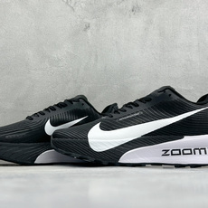 Nike ACG Ultrafly Trail 耐克公路竞速缓震跑步鞋 货号:HF5668-010 尺码:36 36.5 Nike ACG Ultrafly Trail 耐克公路竞速缓震跑步鞋 货号:HF5668-010 尺码:36 36.5