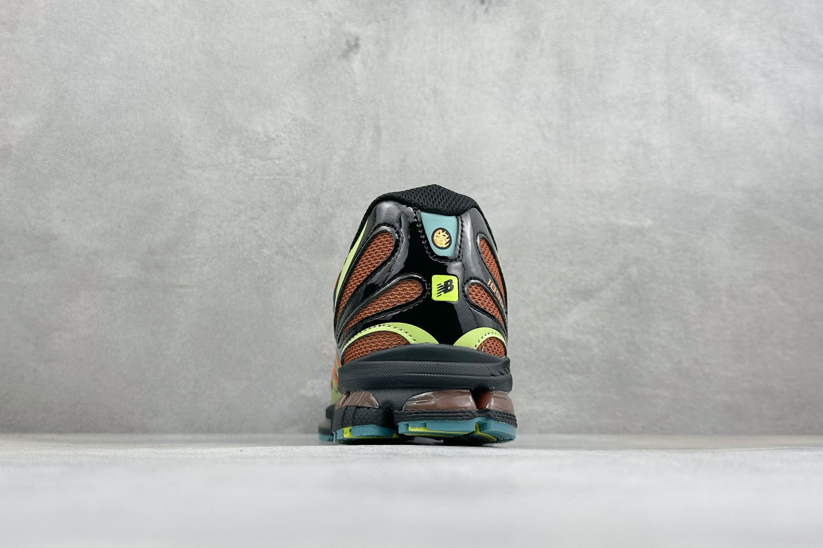 Stone Island x New Balance U1890系列 超轻量化低帮休闲运动慢跑鞋 原楦原纸版开发版型 采 Stone Island x New Balance U1890系列 超轻量化低帮休闲运动慢跑鞋 原楦原纸版开发版型 采