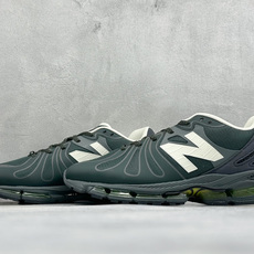 Stone Island x New Balance U1890系列 超轻量化低帮休闲运动慢跑鞋 原楦原纸版开发版型 采 Stone Island x New Balance U1890系列 超轻量化低帮休闲运动慢跑鞋 原楦原纸版开发版型 采