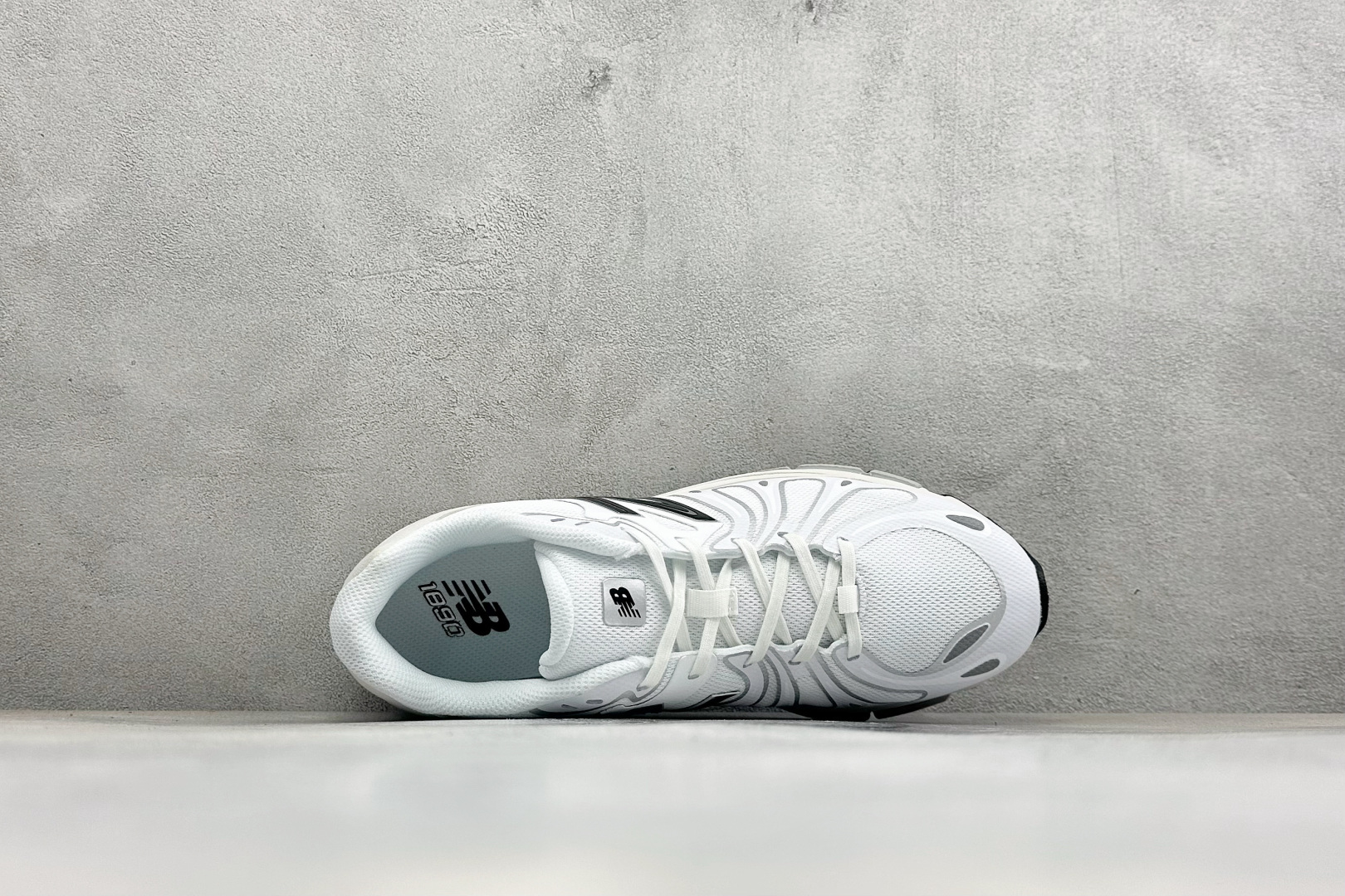 Stone Island x New Balance U1890系列 超轻量化低帮休闲运动慢跑鞋 原楦原纸版开发版型 采 Stone Island x New Balance U1890系列 超轻量化低帮休闲运动慢跑鞋 原楦原纸版开发版型 采