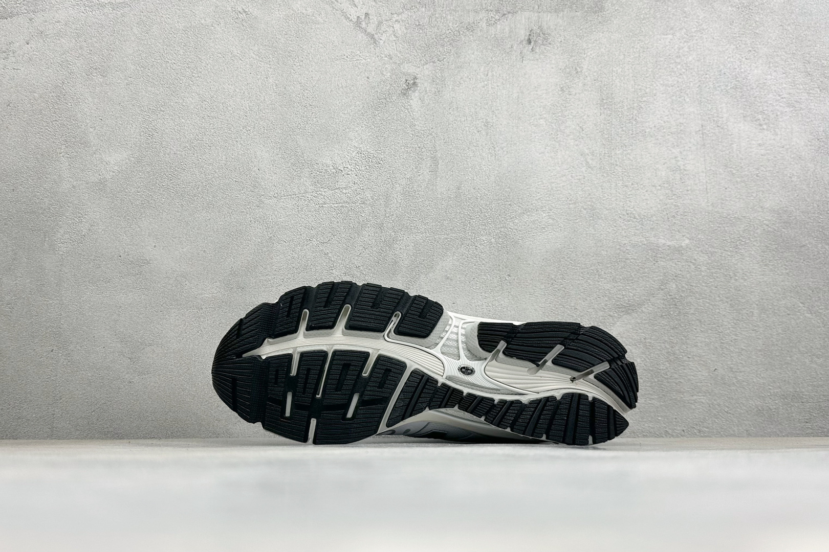 Stone Island x New Balance U1890系列 超轻量化低帮休闲运动慢跑鞋 原楦原纸版开发版型 采 Stone Island x New Balance U1890系列 超轻量化低帮休闲运动慢跑鞋 原楦原纸版开发版型 采