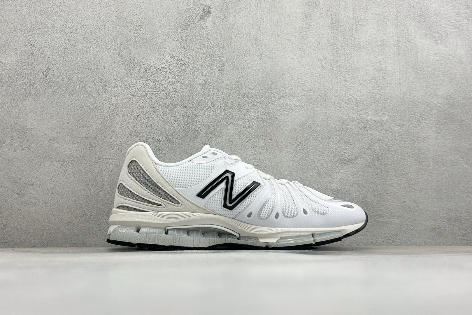 Stone Island x New Balance U1890系列 超轻量化低帮休闲运动慢跑鞋 原楦原纸版开发版型 采 Stone Island x New Balance U1890系列 超轻量化低帮休闲运动慢跑鞋 原楦原纸版开发版型 采