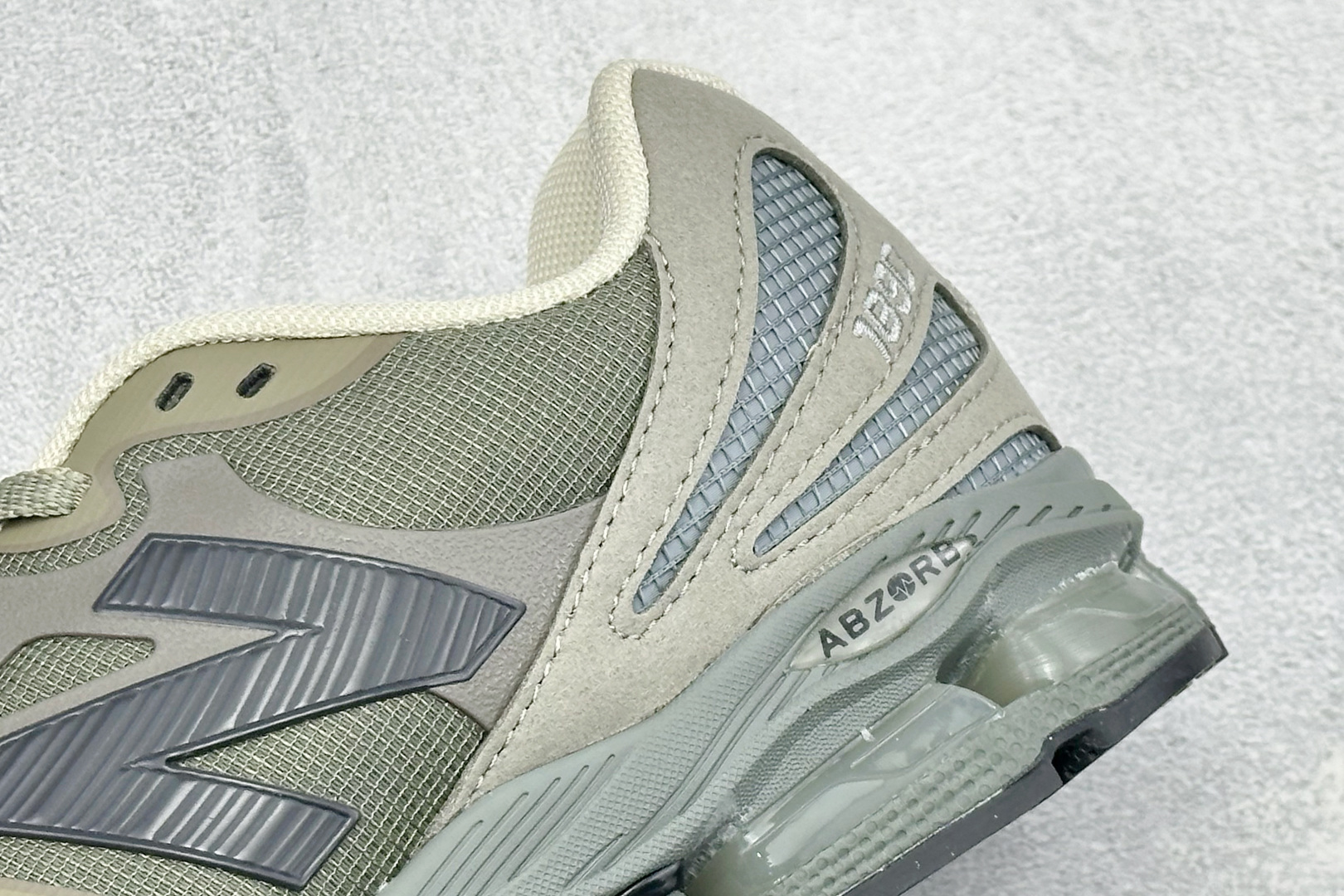 Stone Island x New Balance U1890系列 超轻量化低帮休闲运动慢跑鞋 原楦原纸版开发版型 采 Stone Island x New Balance U1890系列 超轻量化低帮休闲运动慢跑鞋 原楦原纸版开发版型 采
