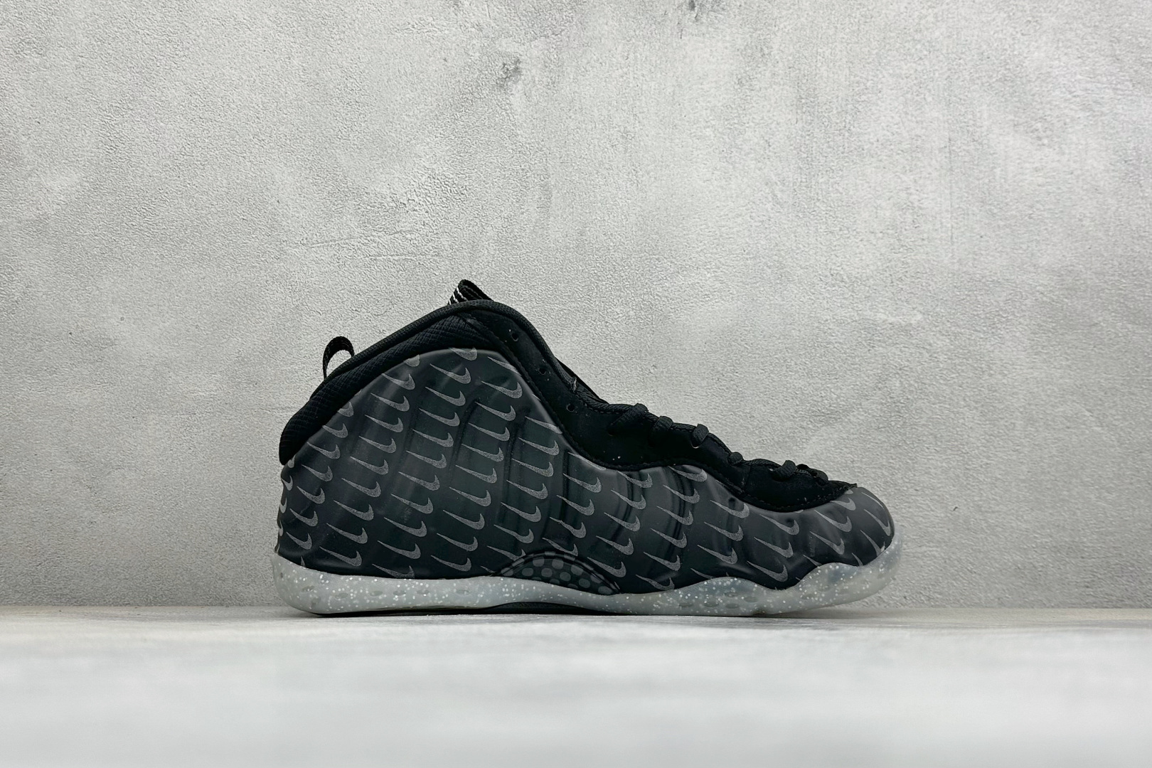 AIR FOAMPOSITE PRO 喷泡 实战运动篮球鞋 它依然代表了当时球鞋生产工艺的顶点,国内的鞋迷因为Pro的谐 AIR FOAMPOSITE PRO 喷泡 实战运动篮球鞋 它依然代表了当时球鞋生产工艺的顶点,国内的鞋迷因为Pro的谐