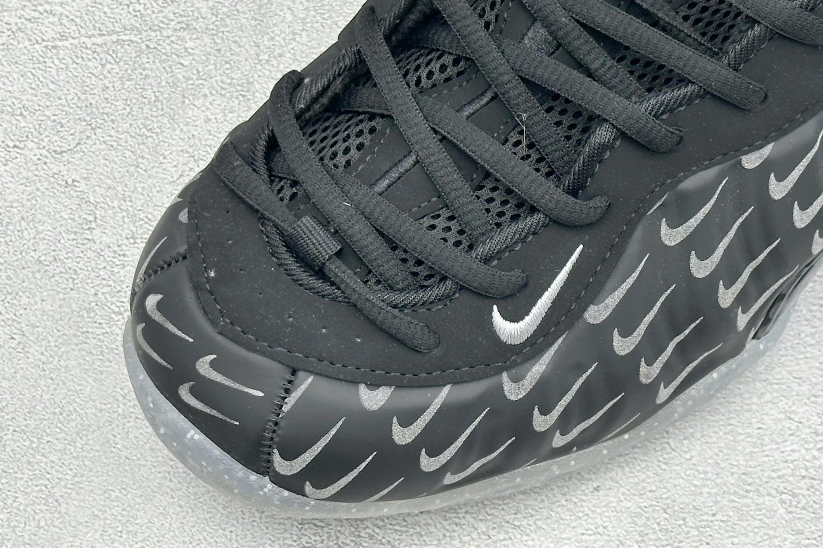AIR FOAMPOSITE PRO 喷泡 实战运动篮球鞋 它依然代表了当时球鞋生产工艺的顶点,国内的鞋迷因为Pro的谐 AIR FOAMPOSITE PRO 喷泡 实战运动篮球鞋 它依然代表了当时球鞋生产工艺的顶点,国内的鞋迷因为Pro的谐