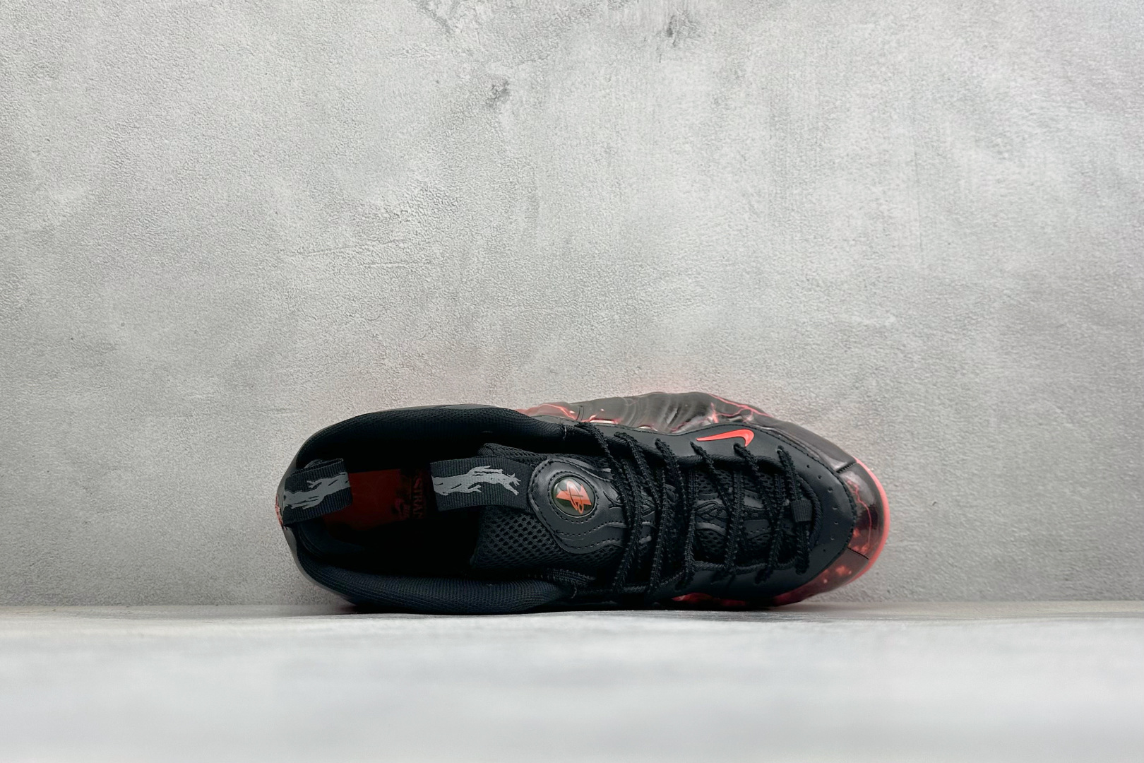AIR FOAMPOSITE PRO 喷泡 实战运动篮球鞋 它依然代表了当时球鞋生产工艺的顶点,国内的鞋迷因为Pro的谐 AIR FOAMPOSITE PRO 喷泡 实战运动篮球鞋 它依然代表了当时球鞋生产工艺的顶点,国内的鞋迷因为Pro的谐