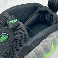 AIR FOAMPOSITE PRO 喷泡 实战运动篮球鞋 它依然代表了当时球鞋生产工艺的顶点,国内的鞋迷因为Pro的谐 AIR FOAMPOSITE PRO 喷泡 实战运动篮球鞋 它依然代表了当时球鞋生产工艺的顶点,国内的鞋迷因为Pro的谐