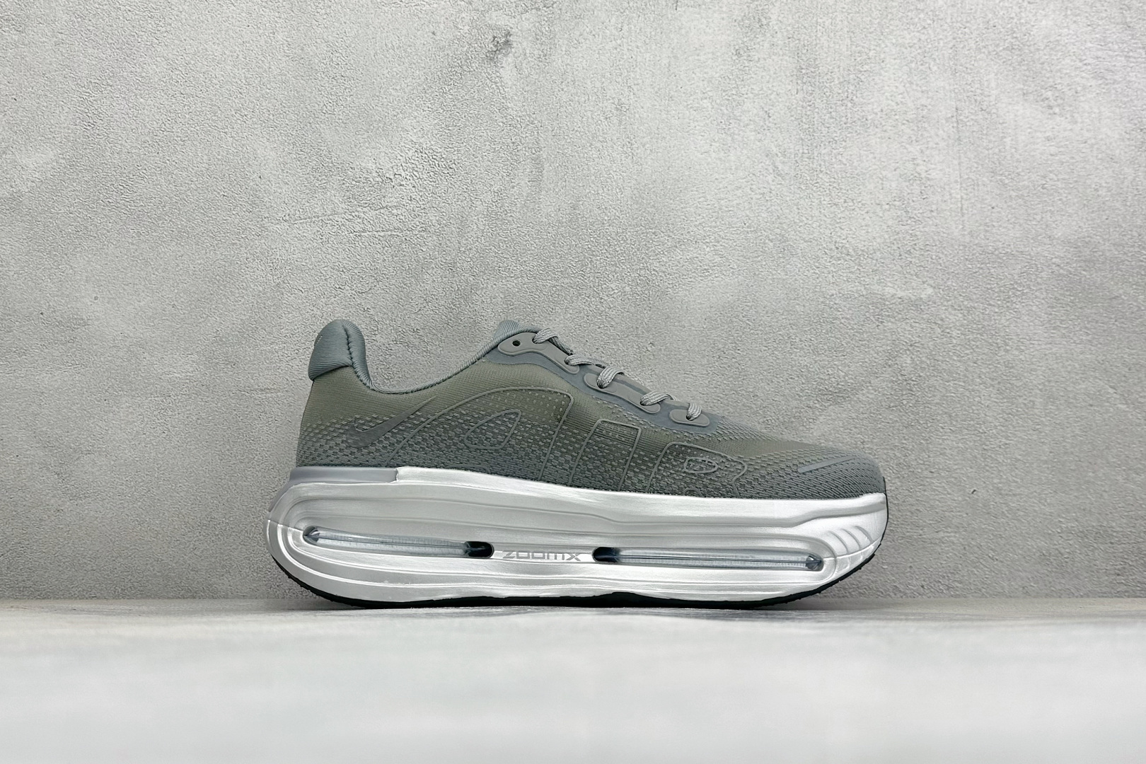 XL版Nike Air Zoom Pegasus Premium 全掌气垫缓震网面运动跑鞋 Nike 运用 Air技术专 XL版Nike Air Zoom Pegasus Premium 全掌气垫缓震网面运动跑鞋 Nike 运用 Air技术专