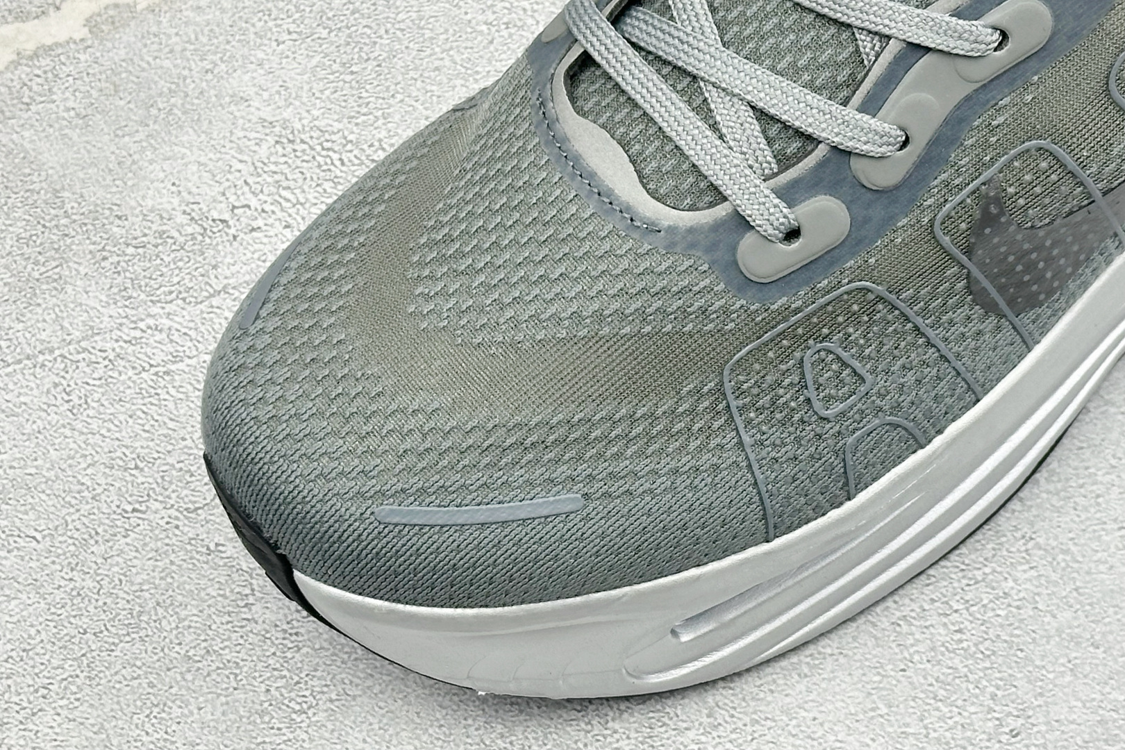 XL版Nike Air Zoom Pegasus Premium 全掌气垫缓震网面运动跑鞋 Nike 运用 Air技术专 XL版Nike Air Zoom Pegasus Premium 全掌气垫缓震网面运动跑鞋 Nike 运用 Air技术专