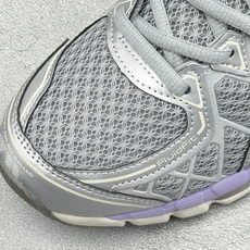 XR版Asics Gel-Kayano 20 亚瑟士 舒适百搭耐磨支撑透气 低帮跑步鞋 货号: 1203A388-024 XR版Asics Gel-Kayano 20 亚瑟士 舒适百搭耐磨支撑透气 低帮跑步鞋 货号: 1203A388-024