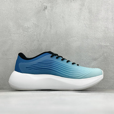 TF版ADIDAS 阿迪舒适百搭防滑耐磨 低帮休闲跑步鞋 中底配置方面搭载全掌Lightstrike Pro 鞋面采用透 TF版ADIDAS 阿迪舒适百搭防滑耐磨 低帮休闲跑步鞋 中底配置方面搭载全掌Lightstrike Pro 鞋面采用透