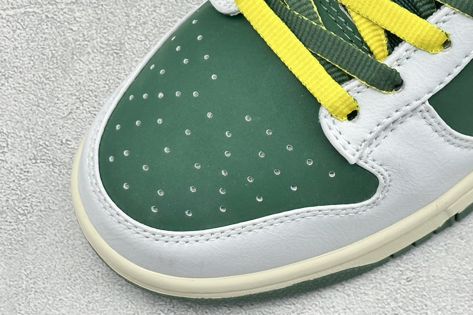 K版Nike SB Dunk Low 低帮休闲板鞋 独家版型蒸餾加工帶來的是更好的视觉和脚感体验大厂纯原品质出货 清洁度 K版Nike SB Dunk Low 低帮休闲板鞋 独家版型蒸餾加工帶來的是更好的视觉和脚感体验大厂纯原品质出货 清洁度