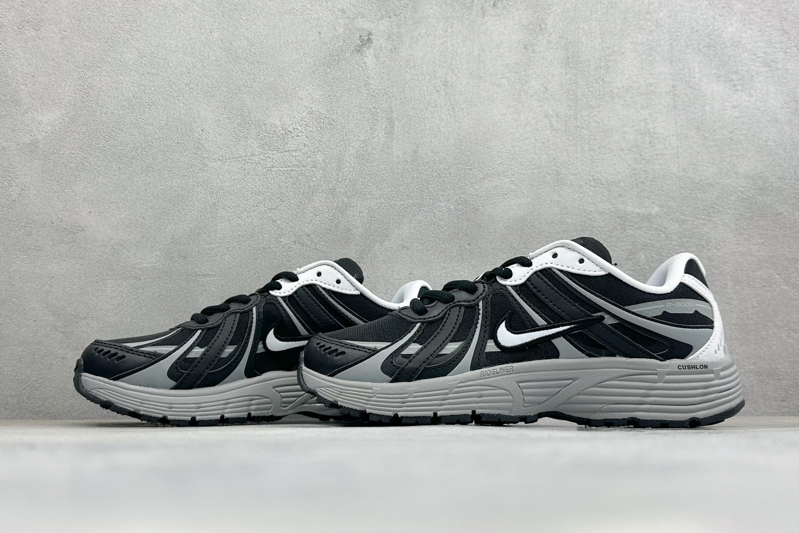 Nike P-9000 复古休闲 耐克 低帮休闲城市通勤跑步鞋 货号: IZ4751-103 尺码: 36-45 